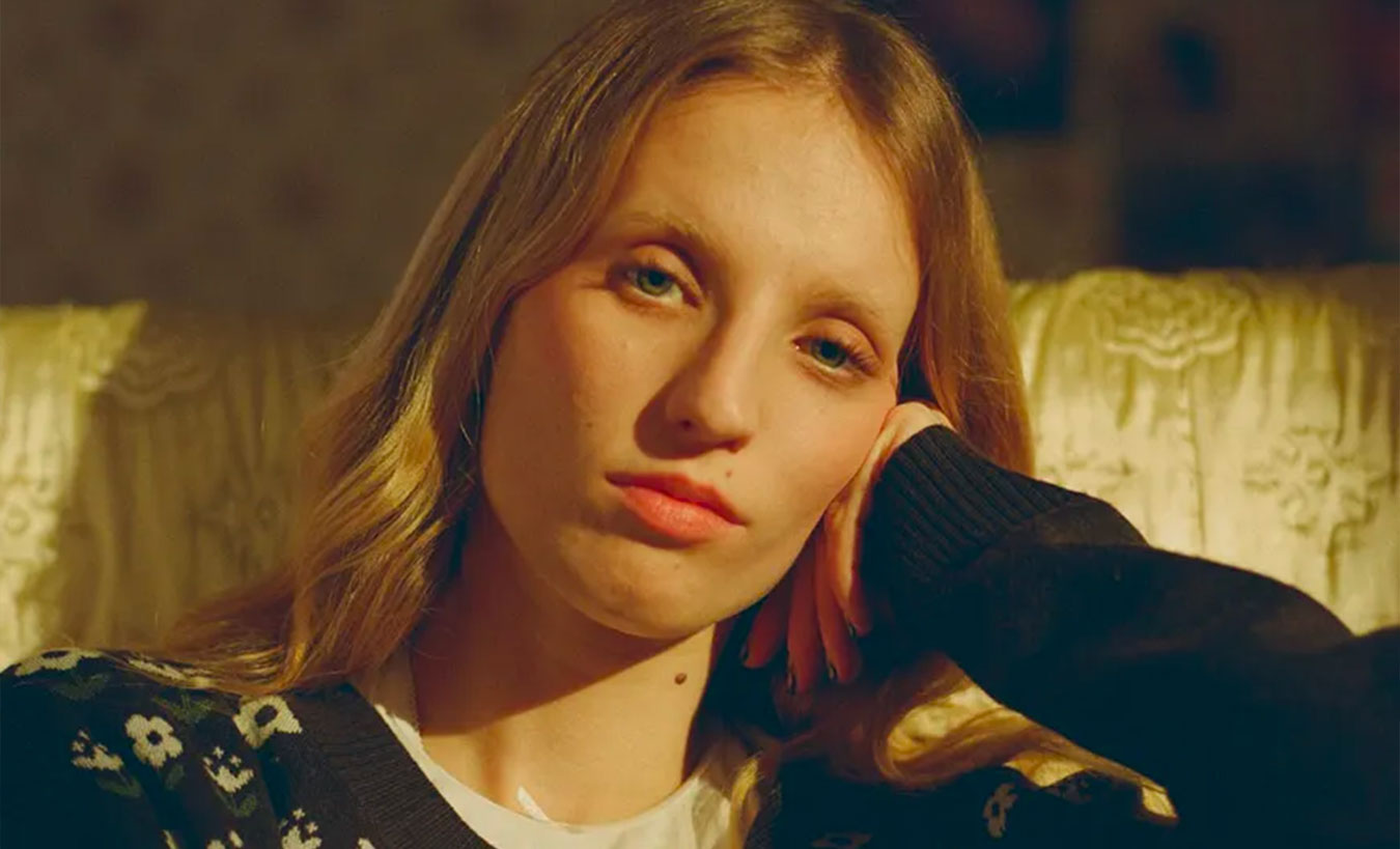 Petra Collins : qui est cette artiste (et pourquoi je l’adore)